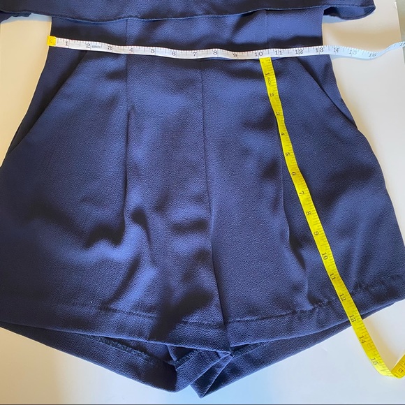 H&M women’s Deep V bow strap detail navy blue open back shorts Romper - size 6 - Picture 12 of 16